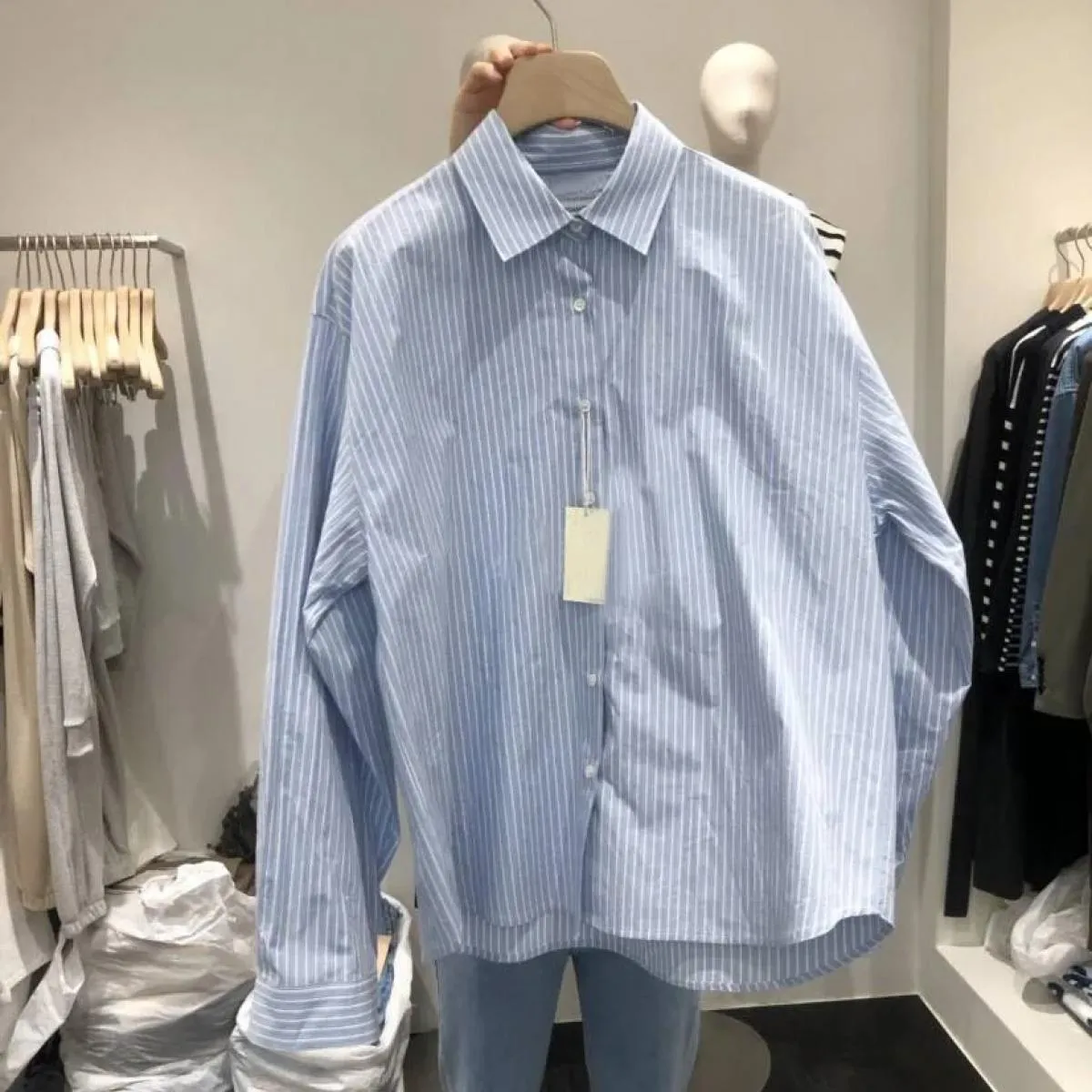 2023 Primavera Nuovo Risvolto Fibbia A Righe Look Allentato Sottile Camicia a Maniche Lunghe da Donna Top Camisas De Mujer