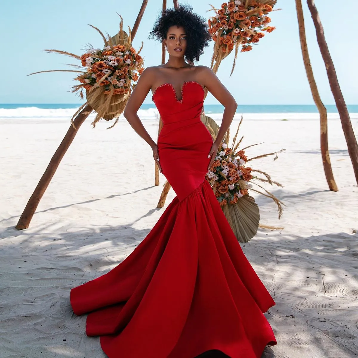 2024 Couture Red Sirena Abiti da sera Increspato Raso senza maniche Abito da sposa Abito da spiaggia Servizio fotografico Abito