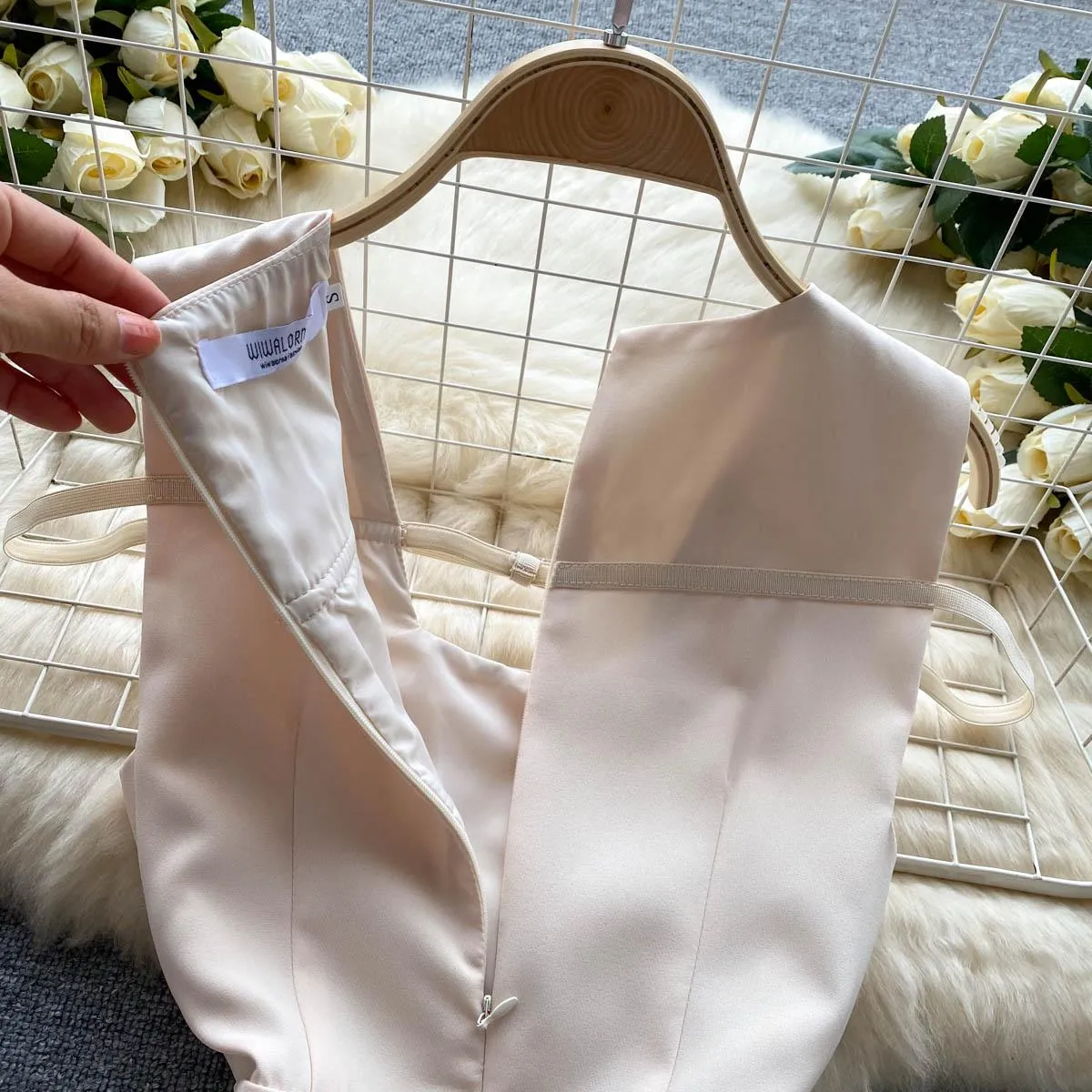 Abito da sera elegante estivo per donna Canotta plissettata vestibilità e svasatura Abiti midi femminili Abiti da sera beige da