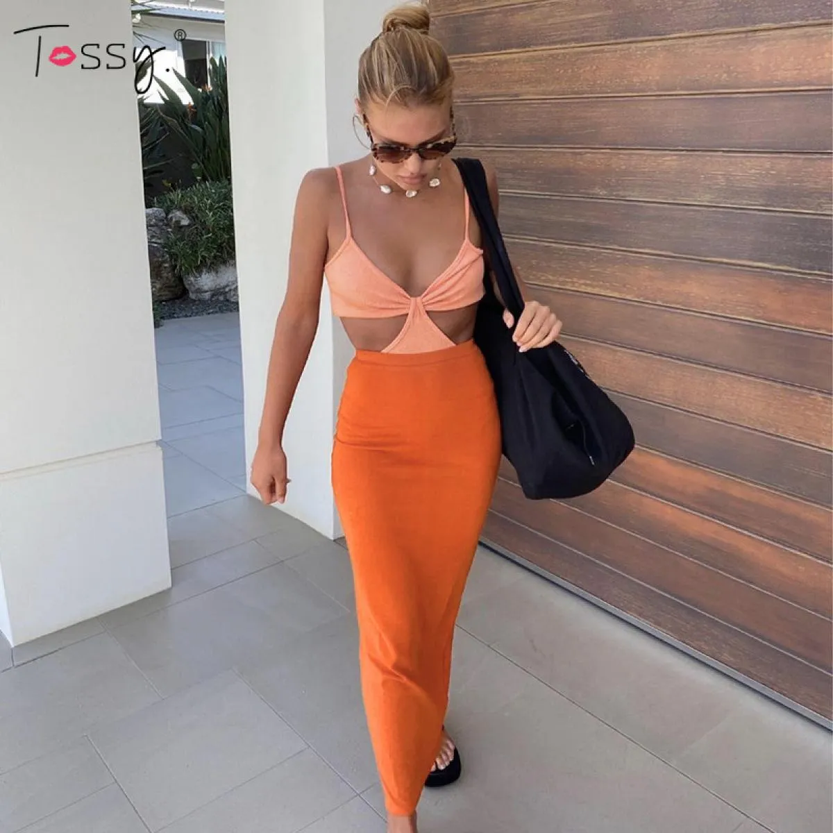 Abito estivo senza schienale per le donne Moda Chic Abbigliamento da festa Bodycon Scava fuori Halter Abiti Beach Holidy V