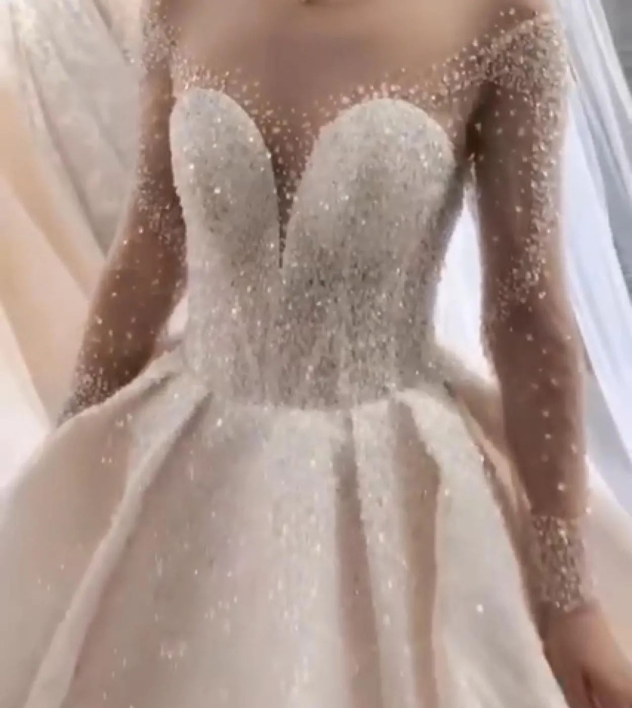 Dubai Ivory Sparkle Highend Abiti da sposa Manica lunga Perline Perline Abiti da sposa Ha2287 Abiti da sposa su misura