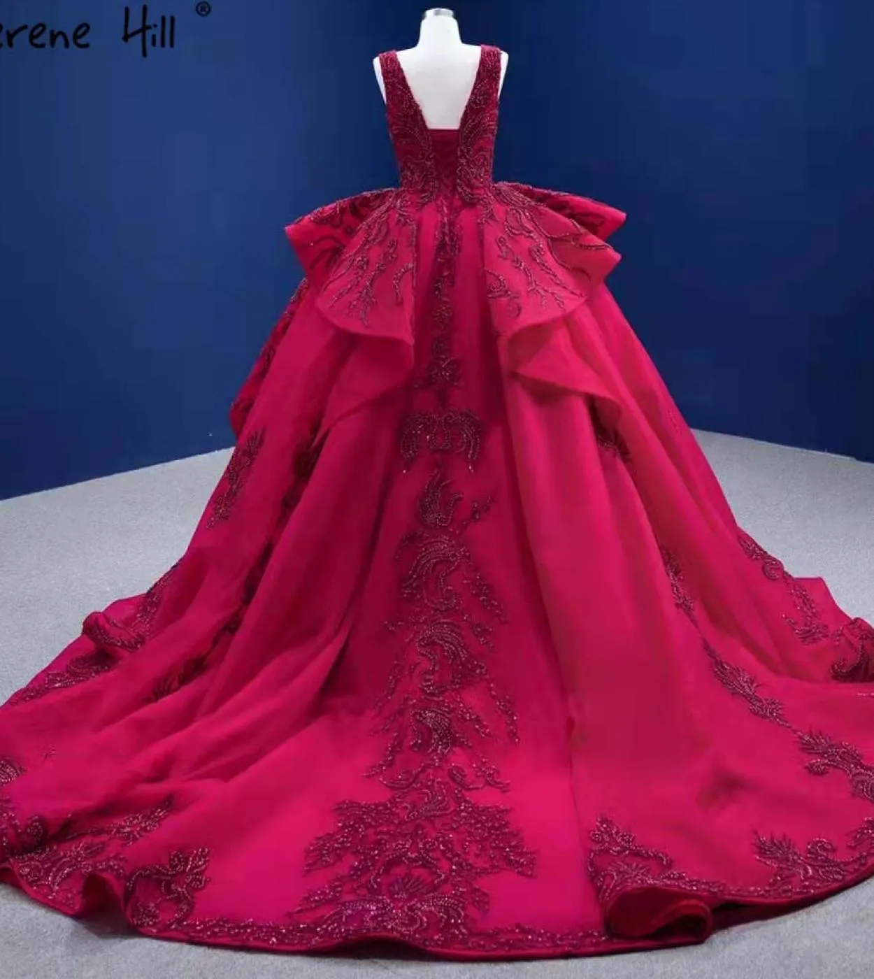 Serene Hill Rose Red Ruffles Abiti da sposa 2022 Abiti da sposa di lusso con scollo a V in rilievo Hm67376 Abiti da sposa su mis