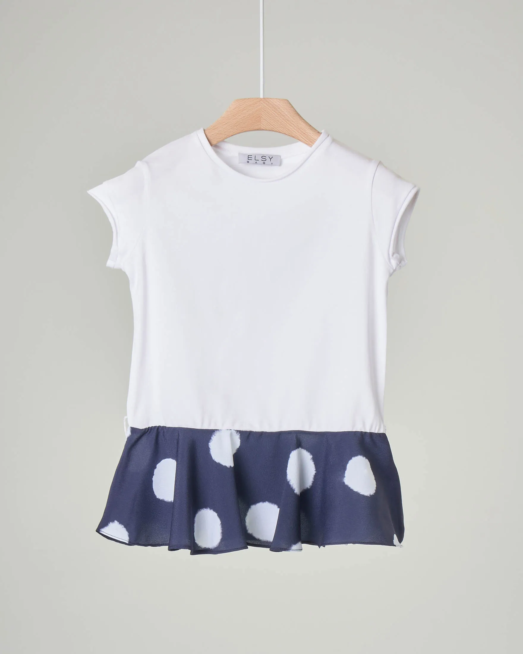 T-shirt bianca mezza manica con balza blu a pois sul fondo 5-8 anni